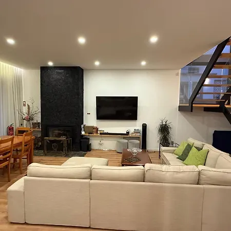 House With Heated Pool And Jacuzzi By The Beach * לאגואה