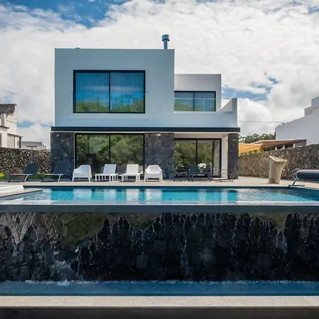 House With Heated Pool And Jacuzzi By The Beach * Lagoa (Azores)