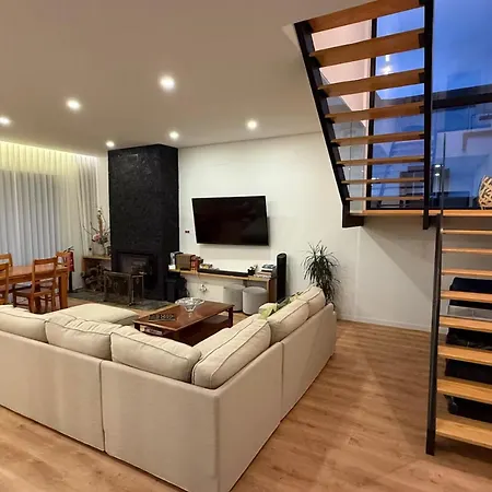 House With Heated Pool And Jacuzzi By The Beach Villa *